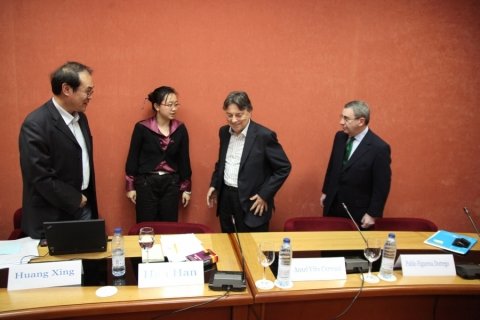 &Aacute;nxel Vi&ntilde;a Carregal. Economista &eacute; Urbanista. - Xornadas sobre autonomías en España e China: Galicia como exemplo
